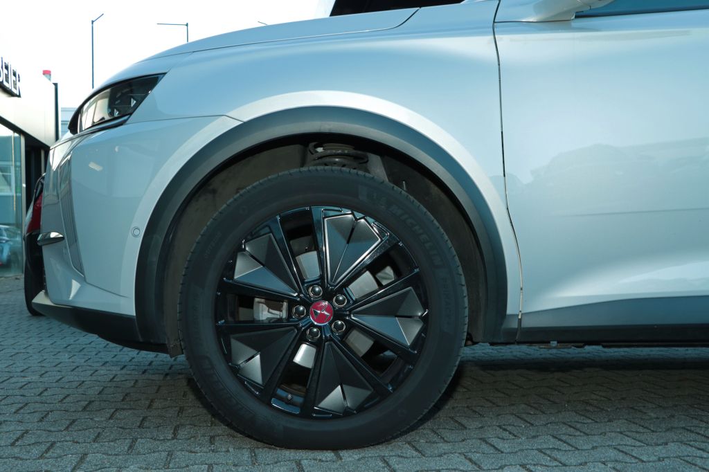 DS Automobiles DS7 (Crossback) 2024