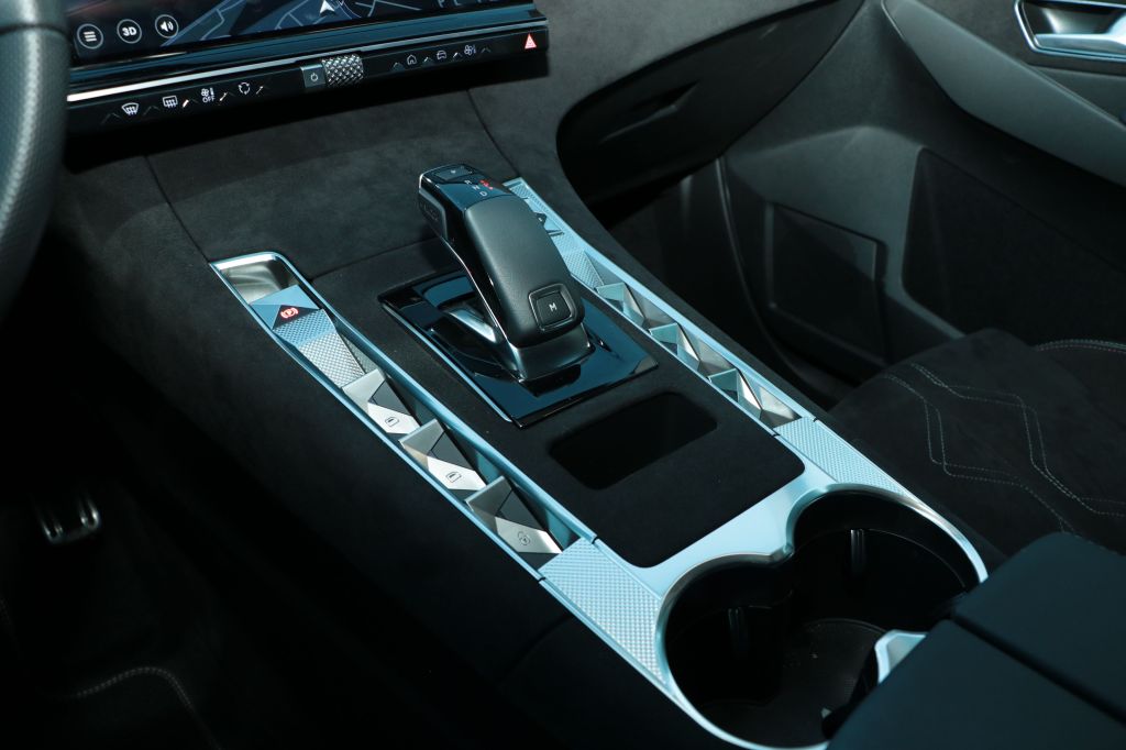 DS Automobiles DS7 (Crossback) 2024