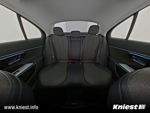 Mercedes-Benz E 220 2023