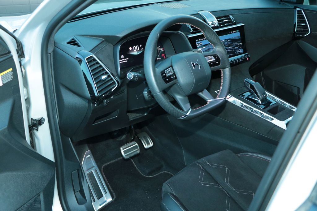 DS Automobiles DS7 (Crossback) 2024