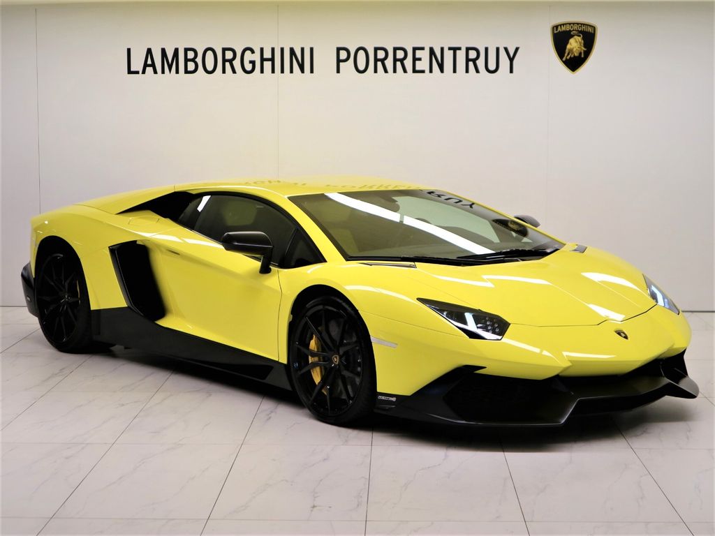 Lamborghini Aventador 2015