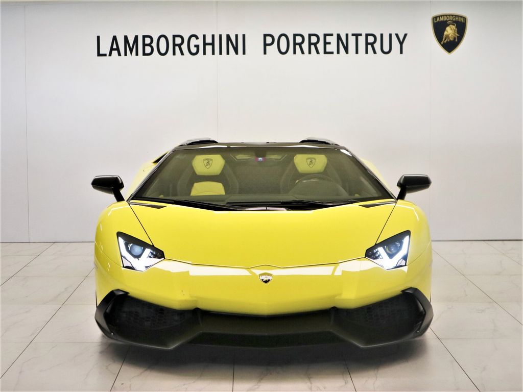 Lamborghini Aventador 2015