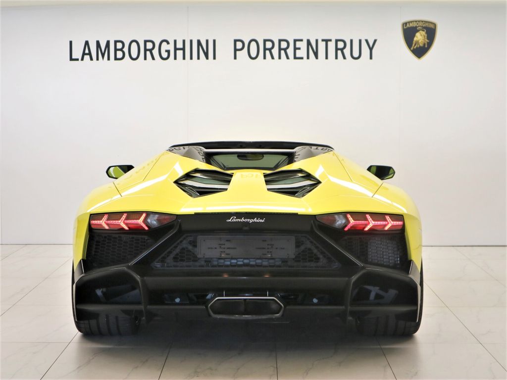 Lamborghini Aventador 2015