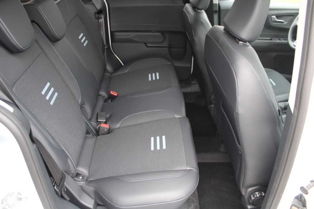 Ford Tourneo Courier 2025