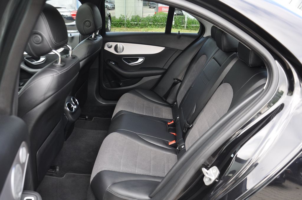 Mercedes-Benz C 300 2020