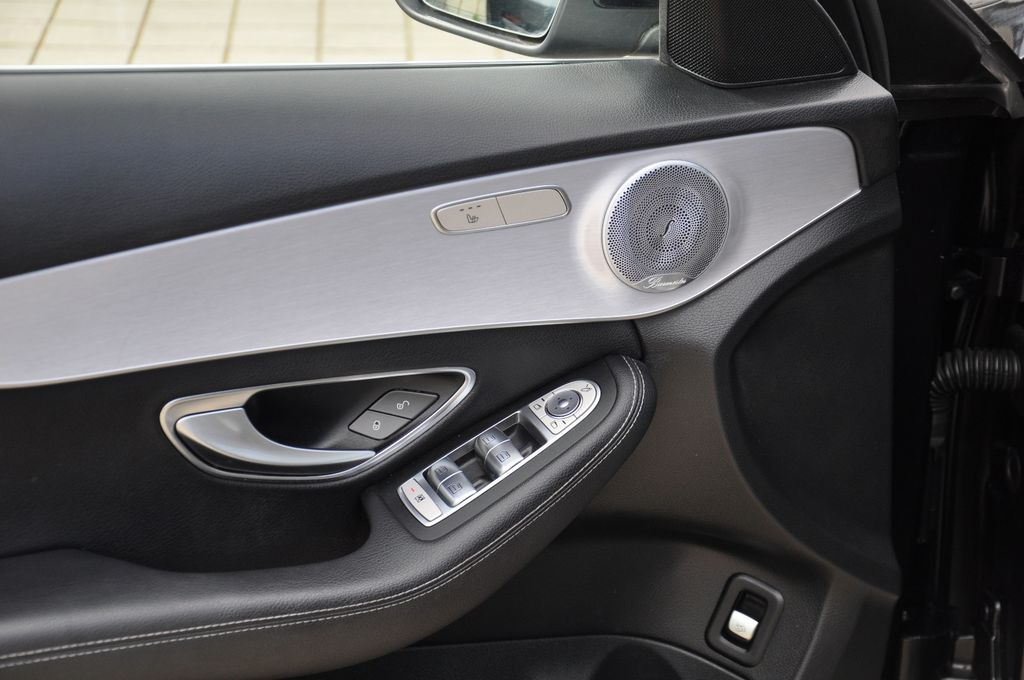 Mercedes-Benz C 300 2020