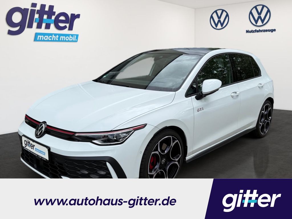 Volkswagen Golf 2024