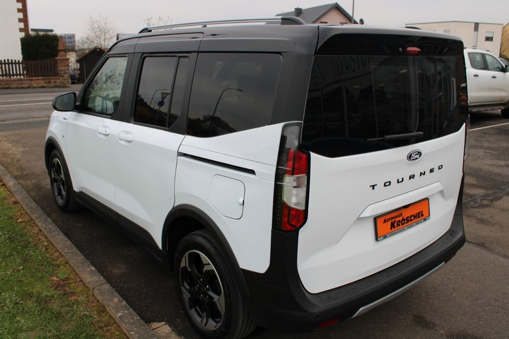 Ford Tourneo Courier 2025