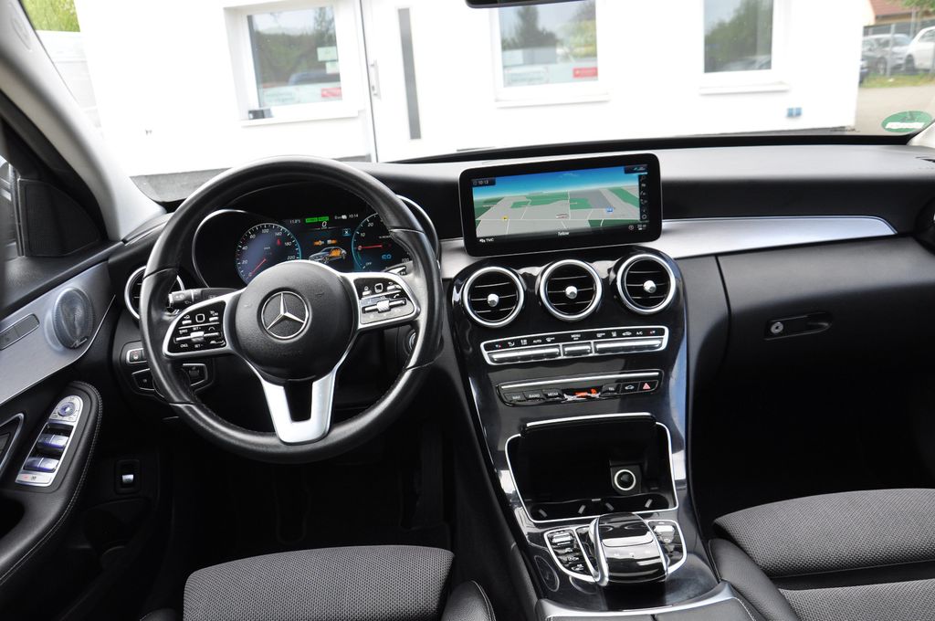Mercedes-Benz C 300 2020