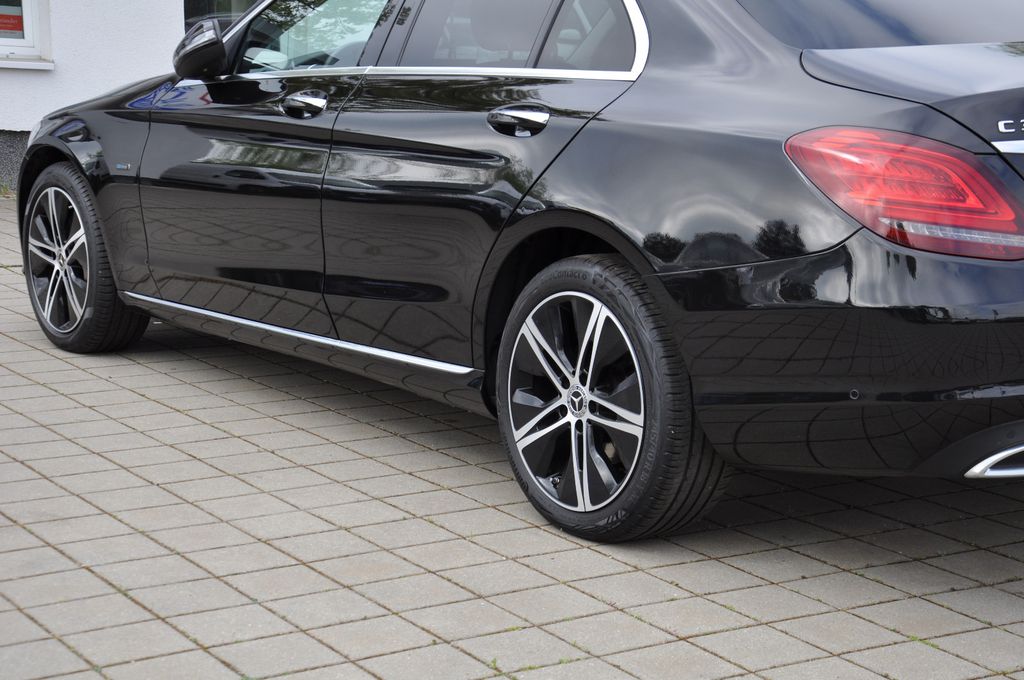 Mercedes-Benz C 300 2020