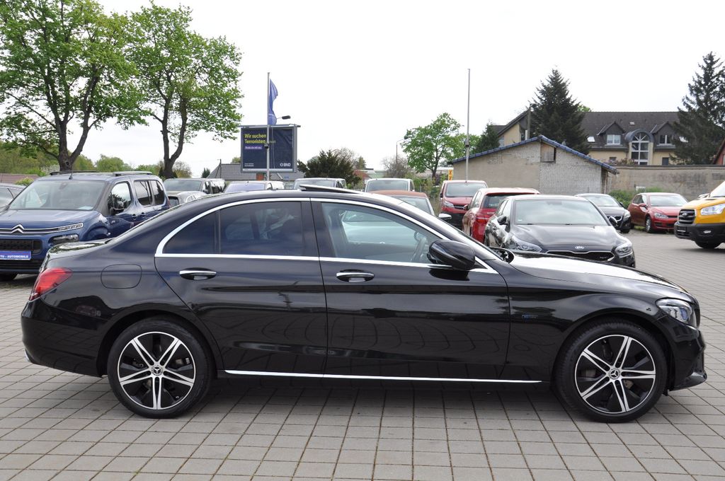 Mercedes-Benz C 300 2020
