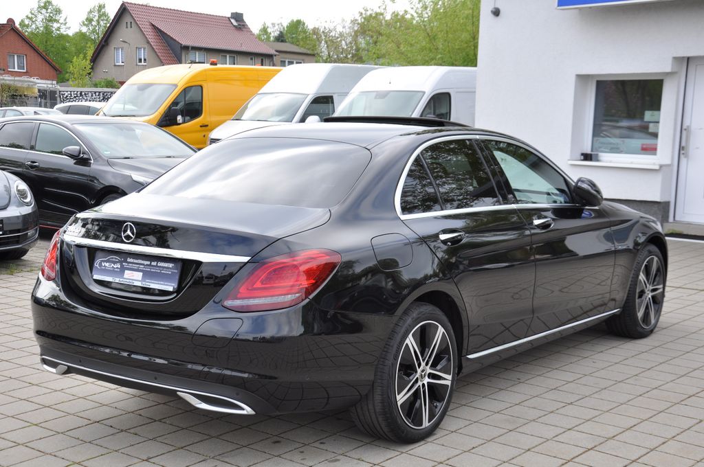 Mercedes-Benz C 300 2020