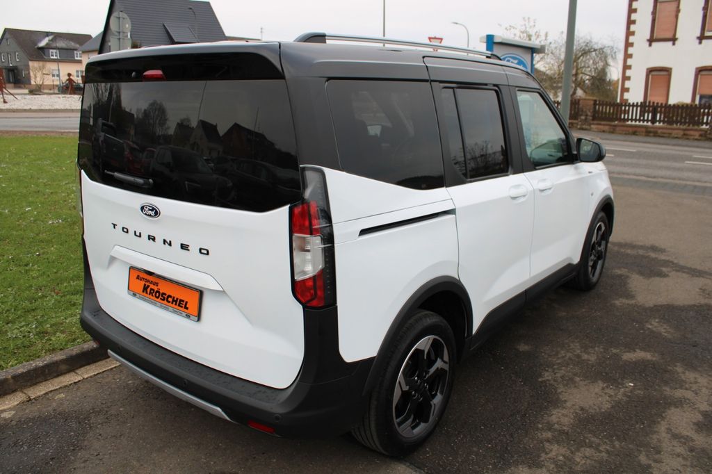 Ford Tourneo Courier 2025