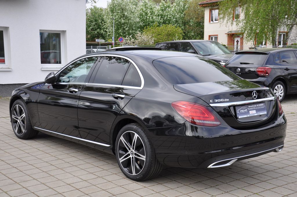 Mercedes-Benz C 300 2020