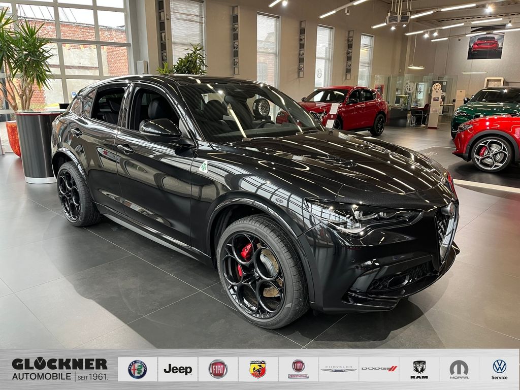 Alfa Romeo Stelvio 2025