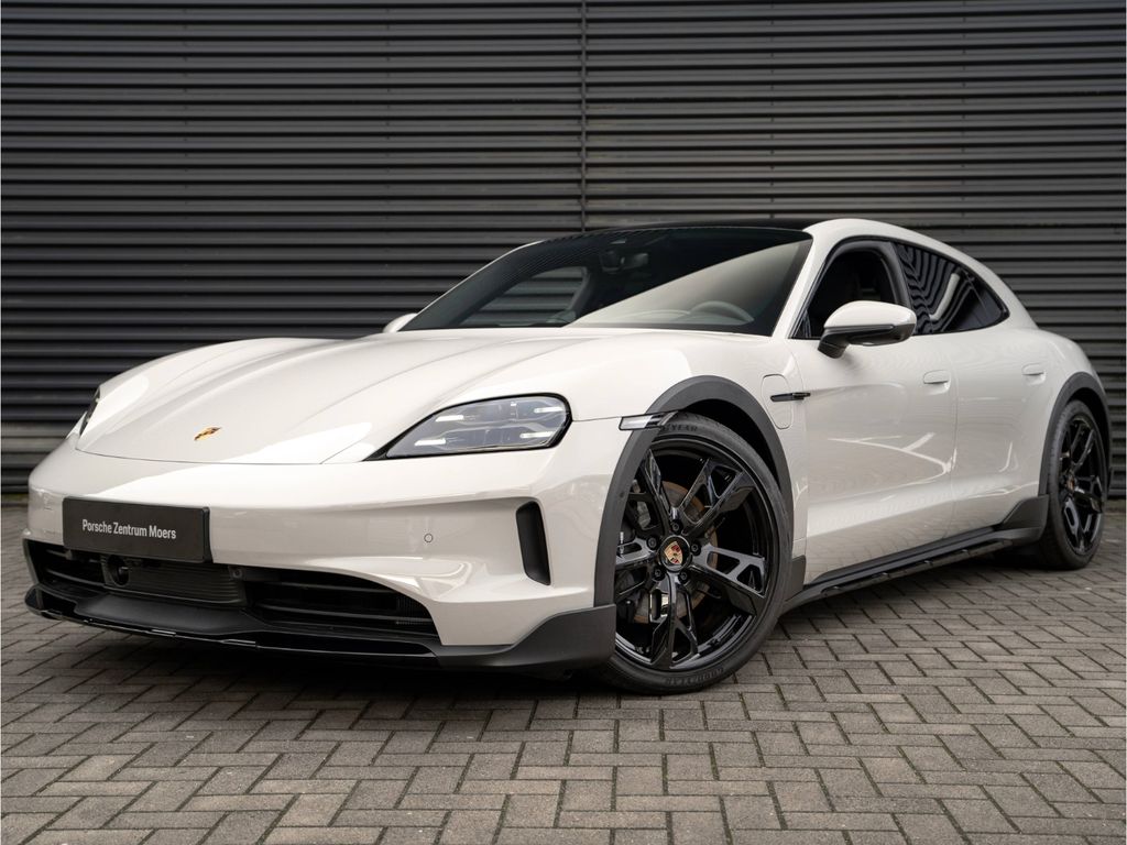 Porsche Taycan 2025