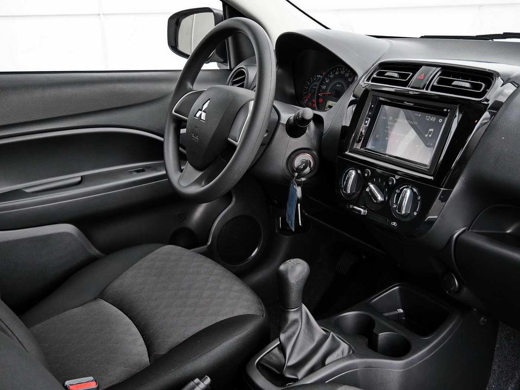 Mitsubishi Space Star 2025