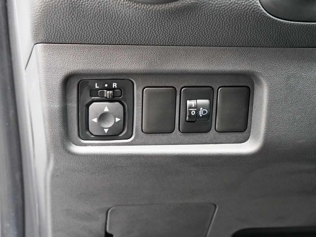 Mitsubishi Space Star 2025