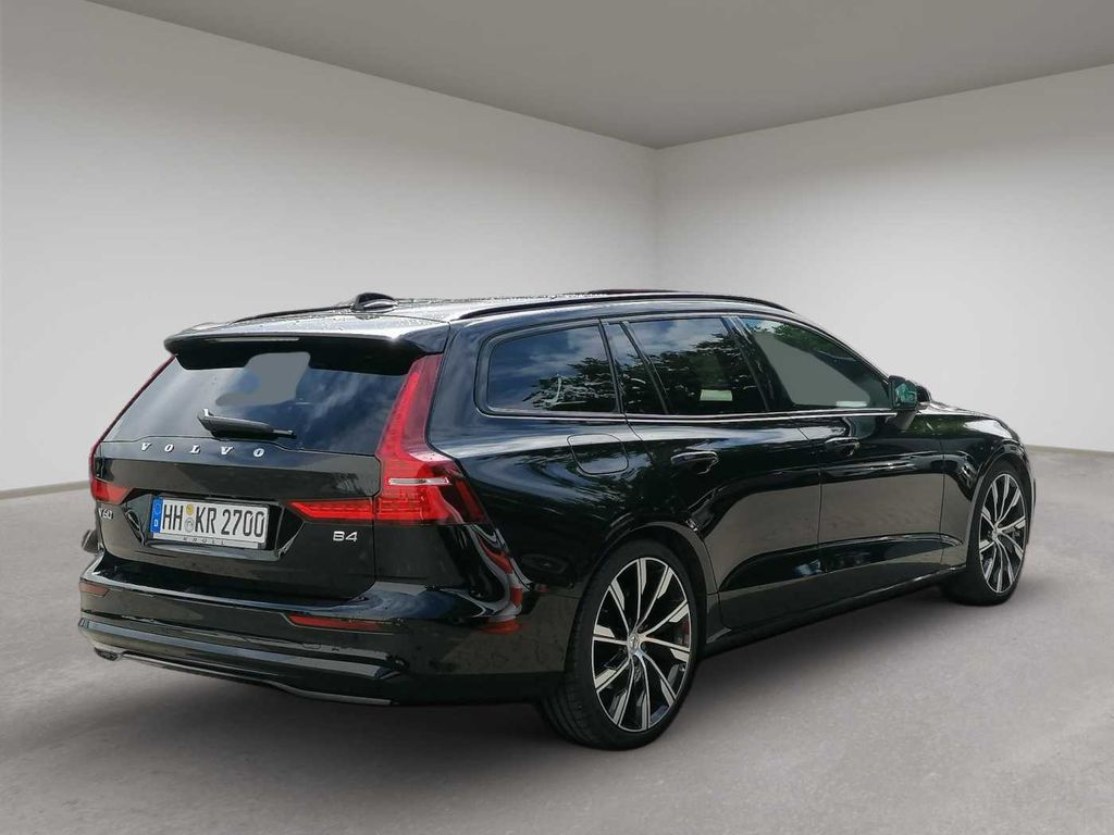 Volvo V60 2024