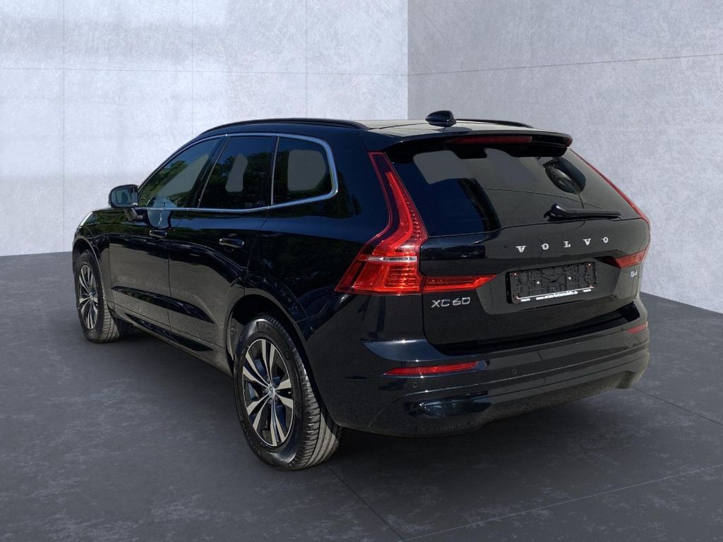 Volvo XC60 2022