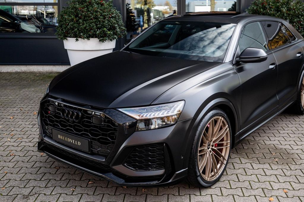 Audi RSQ8 2023
