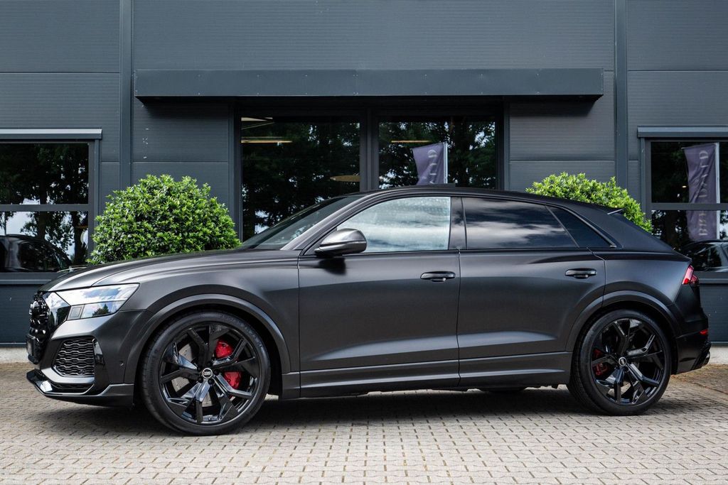 Audi RSQ8 2023