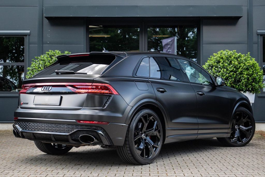 Audi RSQ8 2023