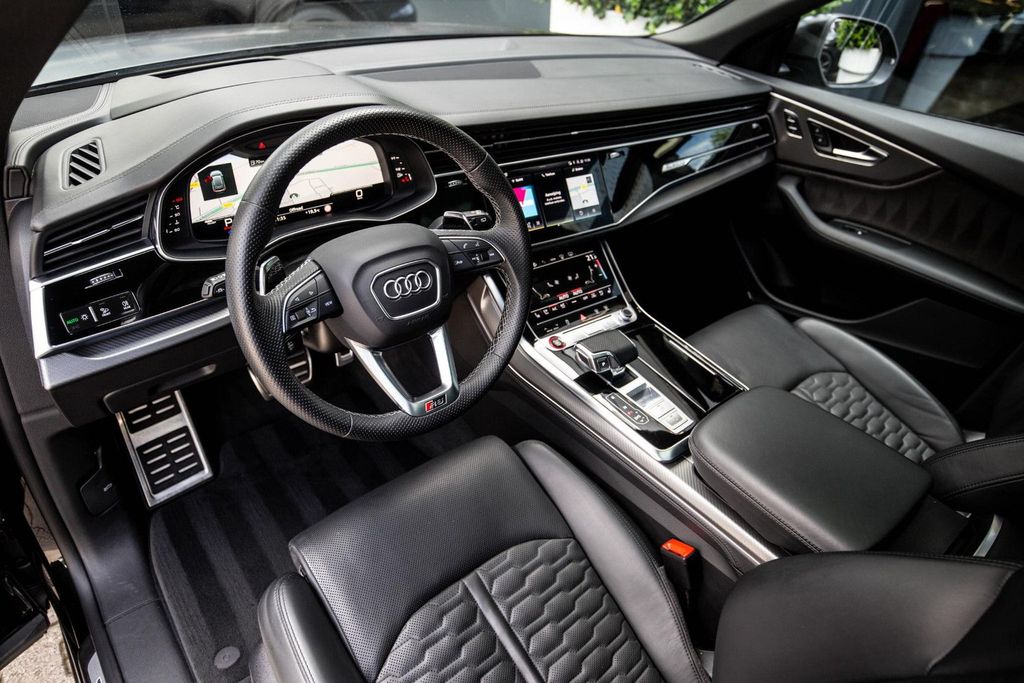 Audi RSQ8 2023