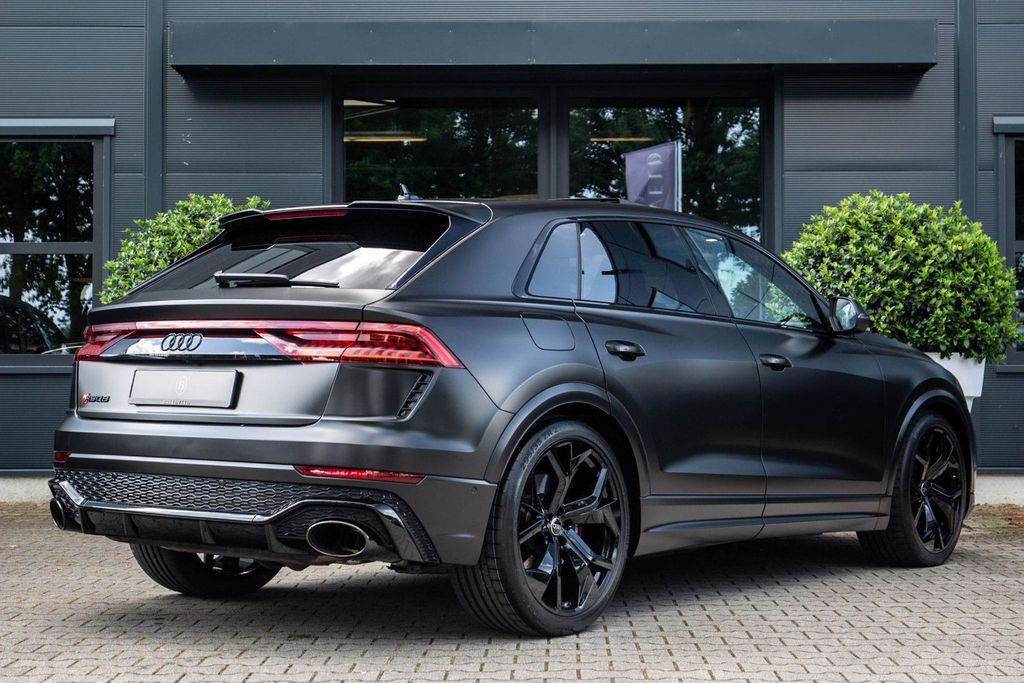 Audi RSQ8 2023