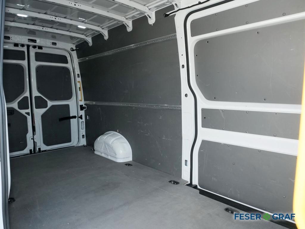 Volkswagen Crafter 2023