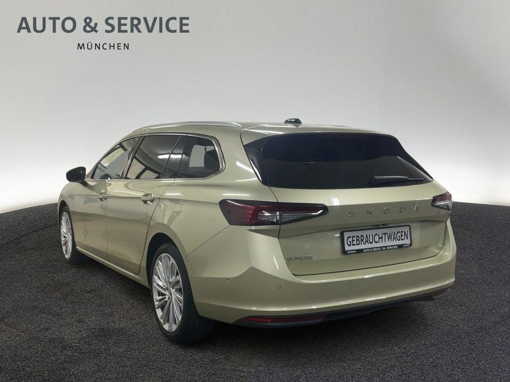 Skoda Superb 2025