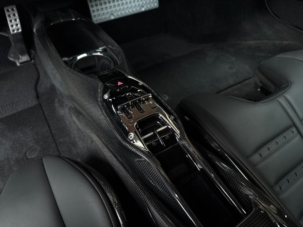 Ferrari SF90 2022