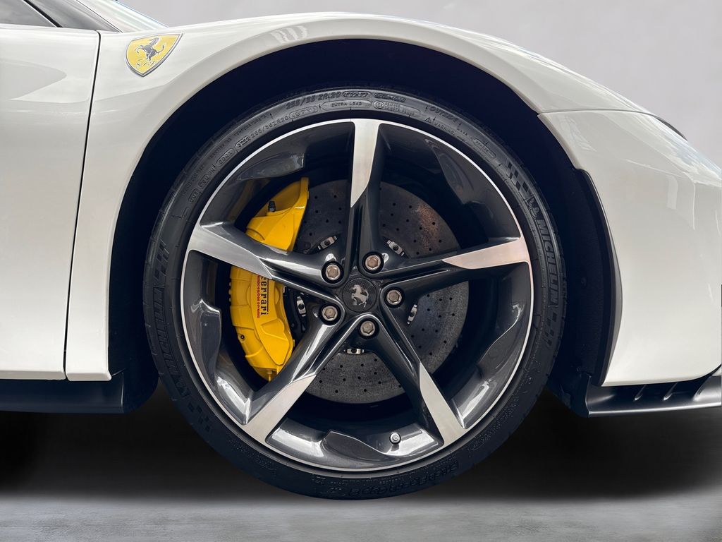 Ferrari SF90 2022