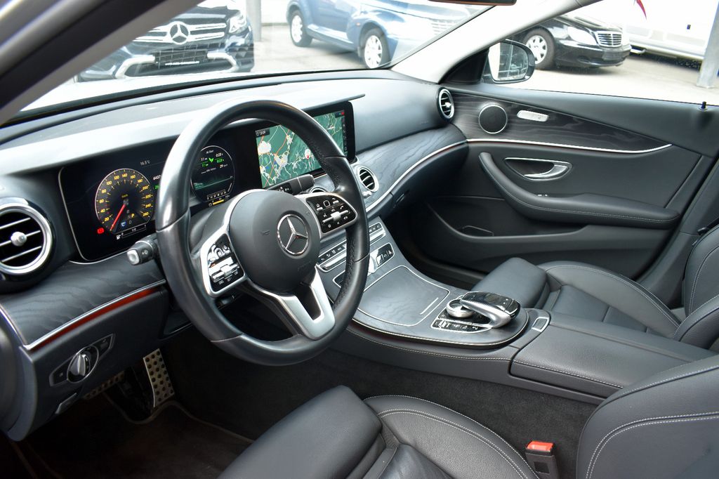 Mercedes-Benz E 300 2020