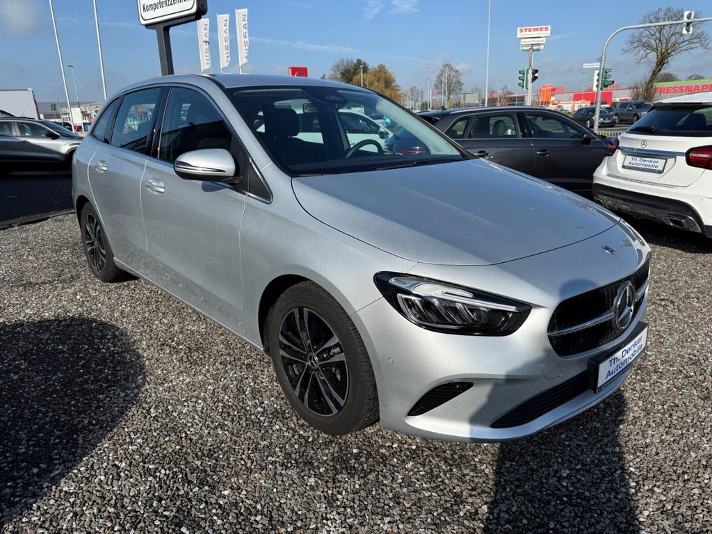 Mercedes-Benz B 200 2023