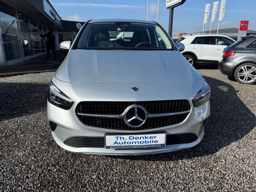 Mercedes-Benz B 200 2023