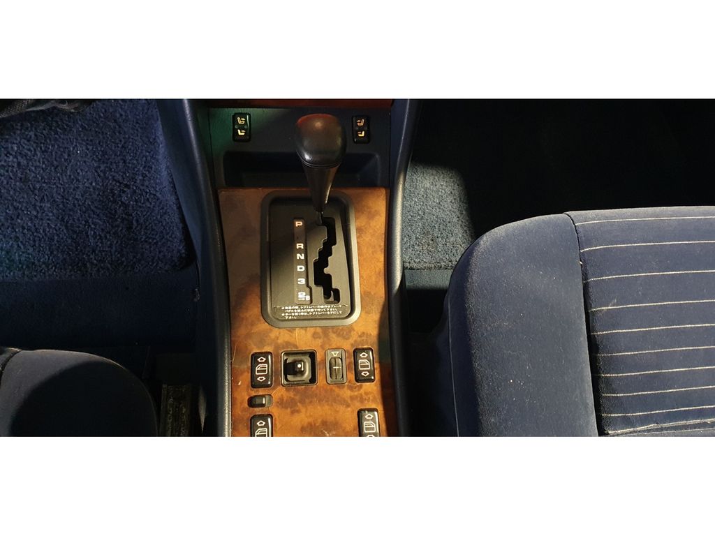 Mercedes-Benz 560 1990