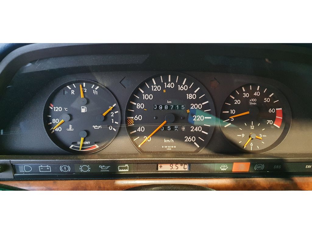 Mercedes-Benz 560 1990