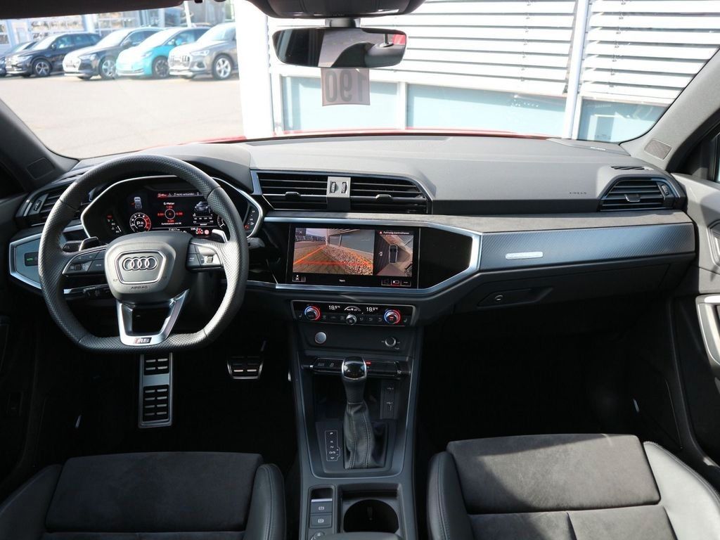 Audi RSQ3 2020