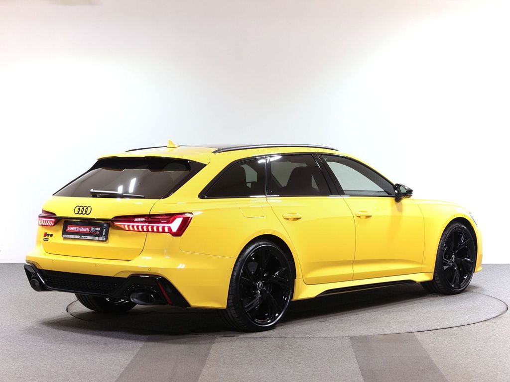 Audi RS6 2024