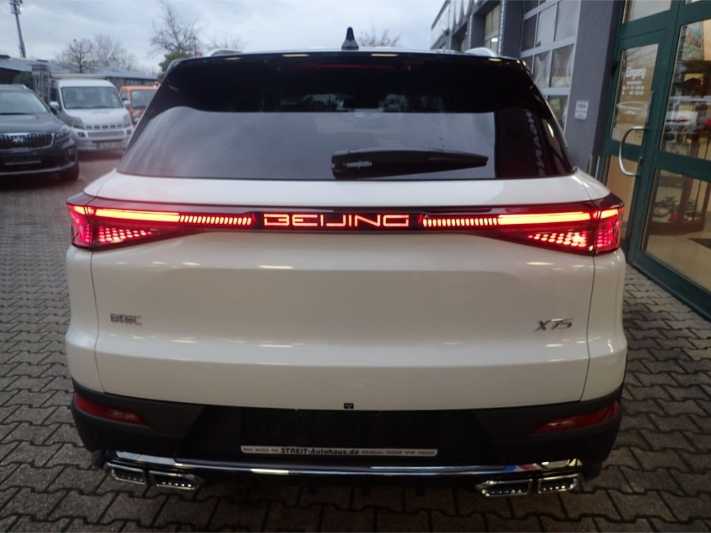 BAIC Beijing X75