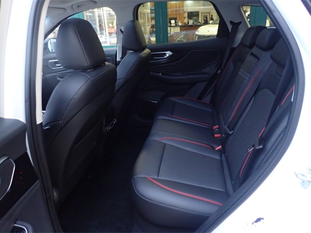 BAIC Beijing X75