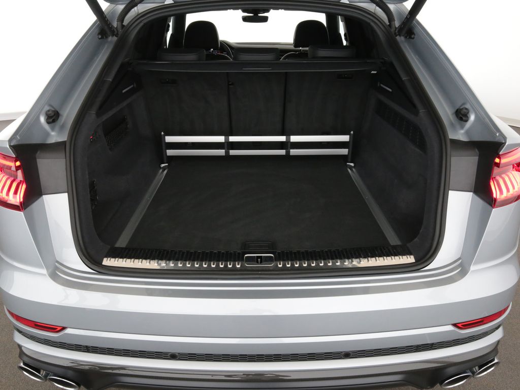 Audi SQ8 2023
