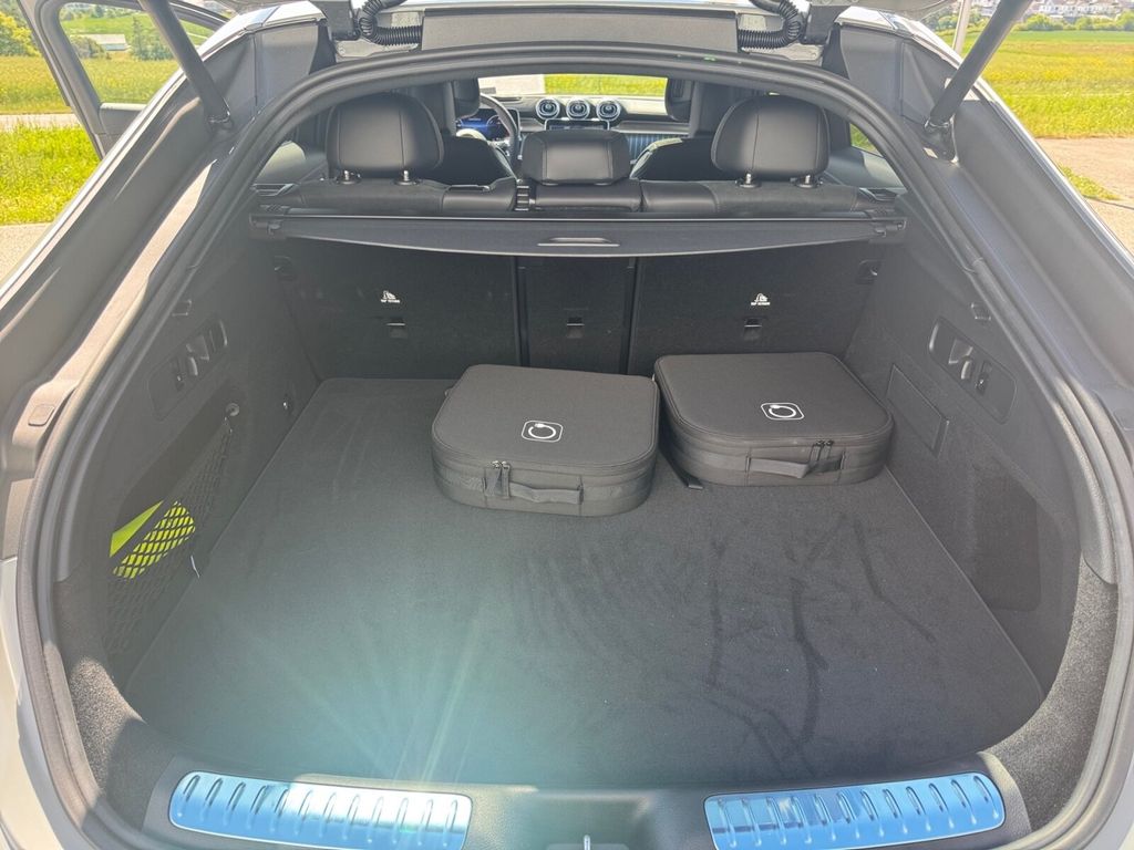 Mercedes-Benz GLC 300 2025