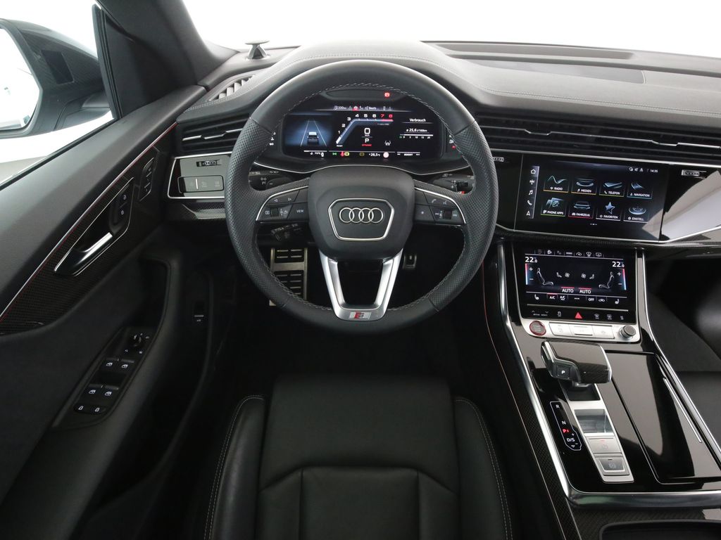 Audi SQ8 2023