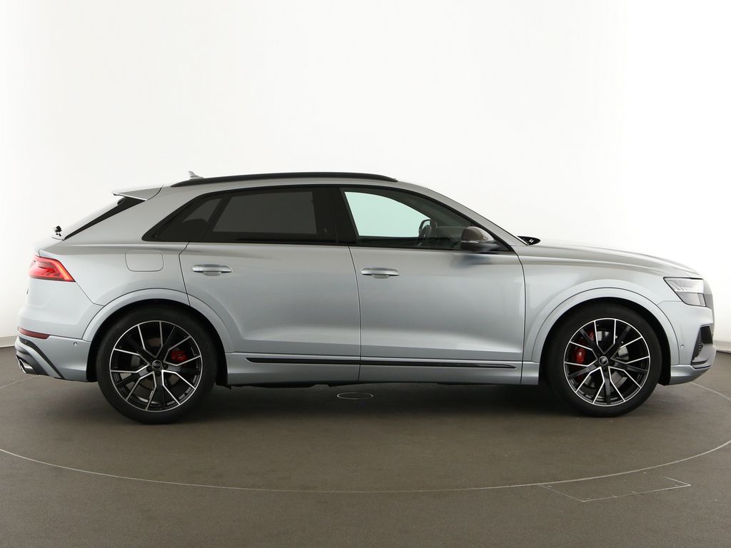 Audi SQ8 2023