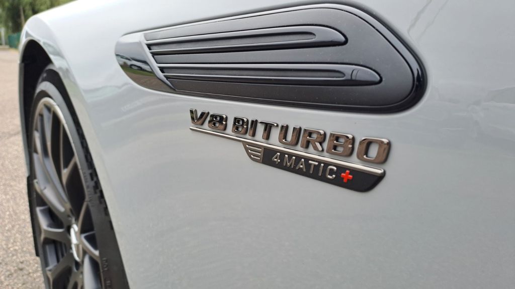 Mercedes-Benz SL 63 AMG 2024