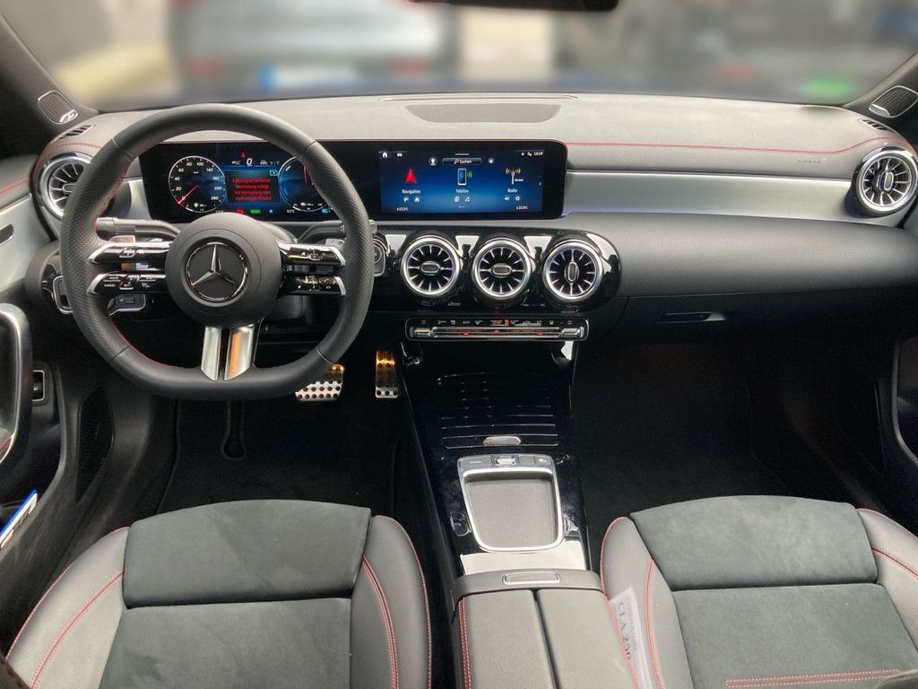 Mercedes-Benz CLA 250 2024