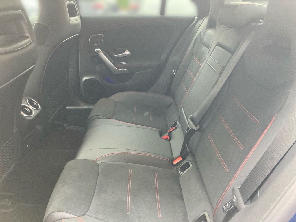 Mercedes-Benz CLA 250 2024