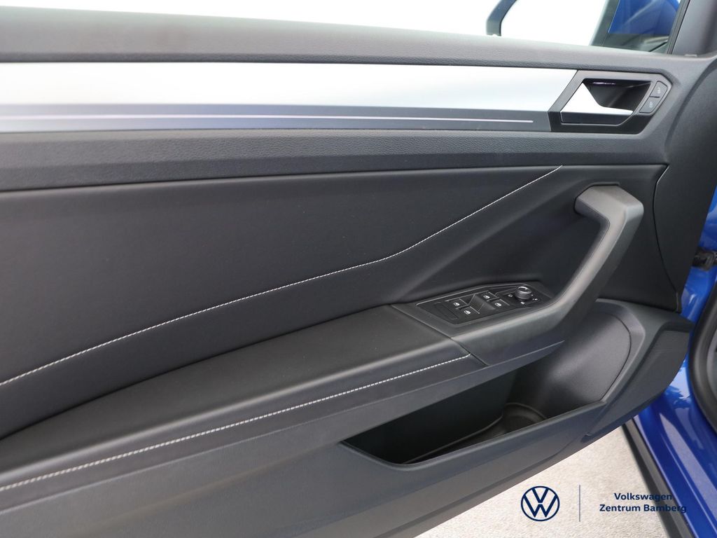 Volkswagen T-Roc 2024